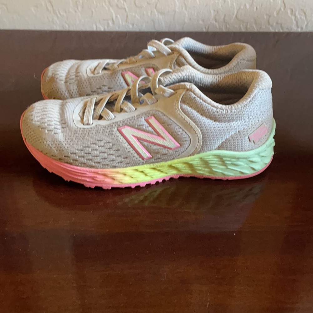 Girls Rainbow New Balance size 11